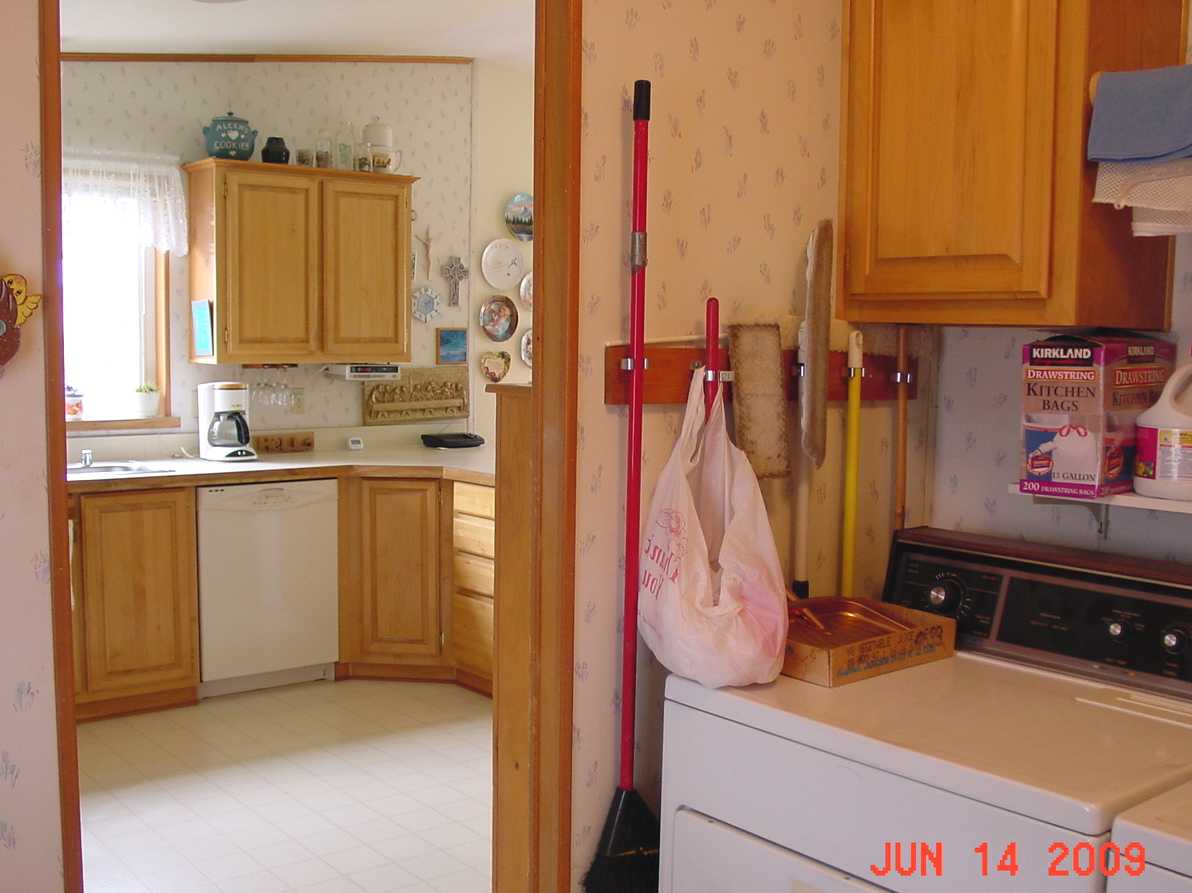 Laundry Area.JPG